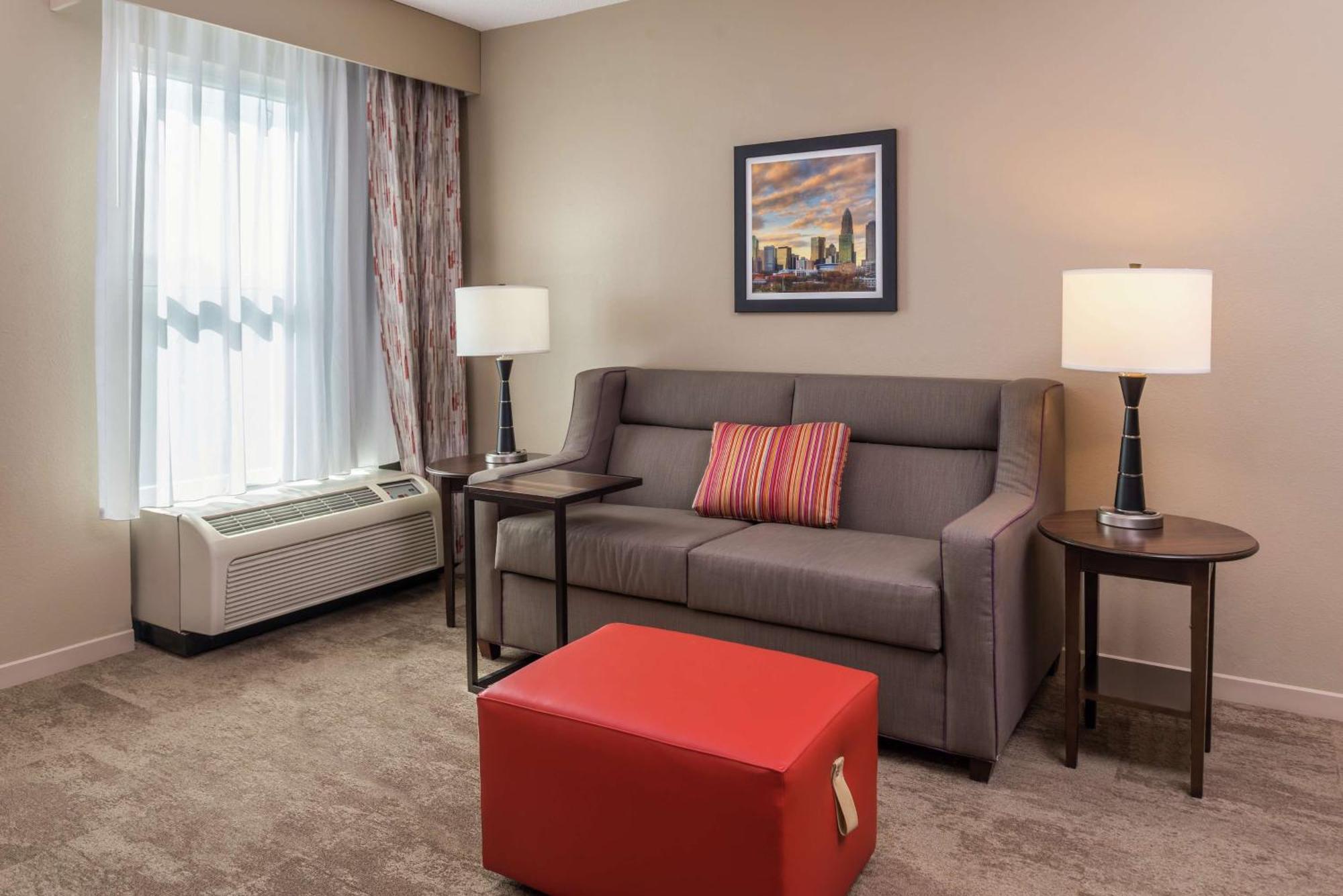 Hampton Inn & Suites Charlotte Arrowood Rd Exterior foto