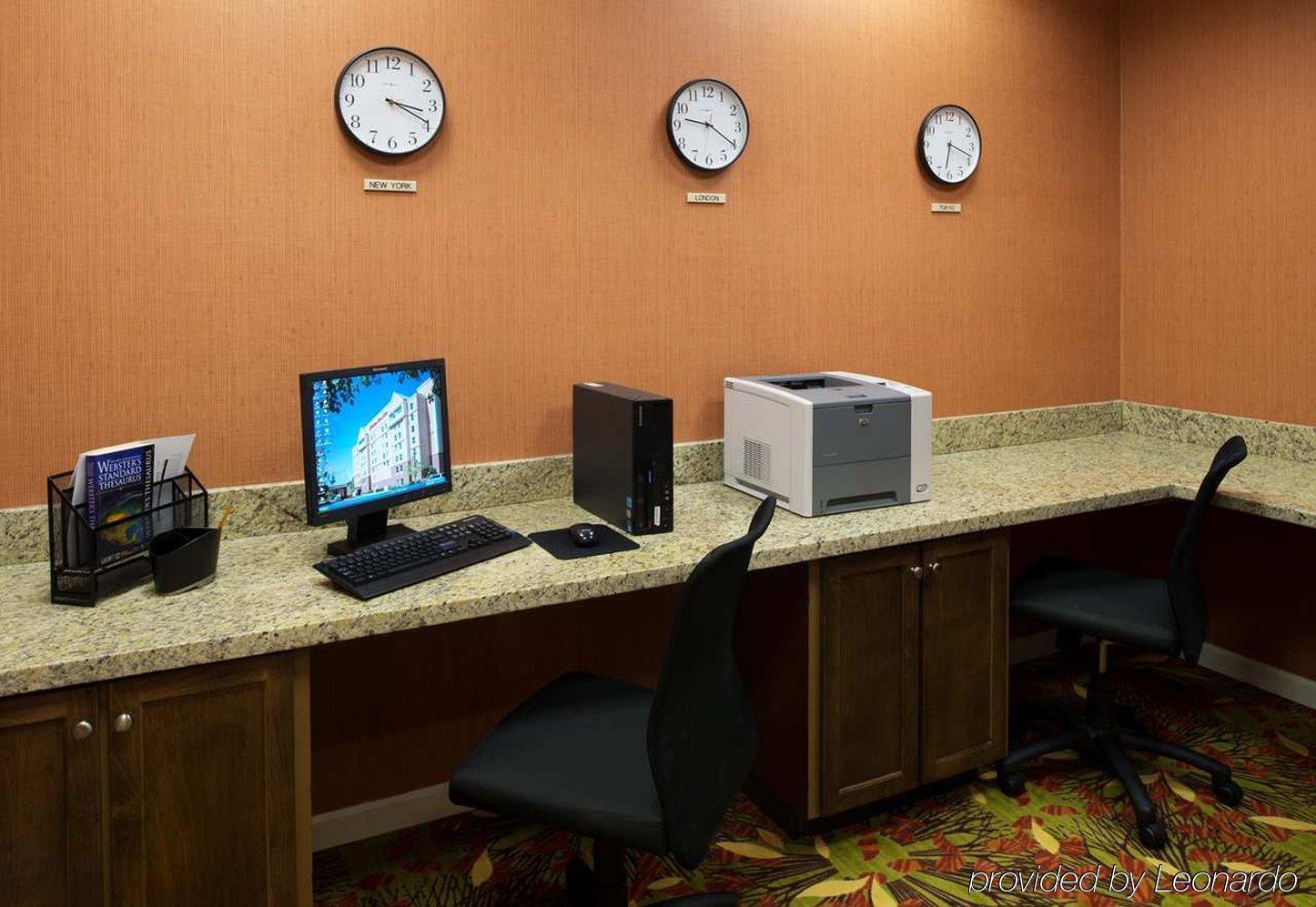 Hampton Inn & Suites Charlotte Arrowood Rd Facilidades foto